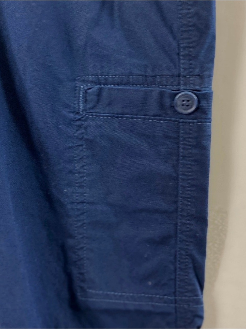 Women’s Liz Claiborne Valerie Navy Cargo Cropped Ankle - Picture 3 of 8